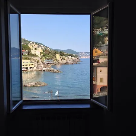 Pieds Dans L'eau Apartment *