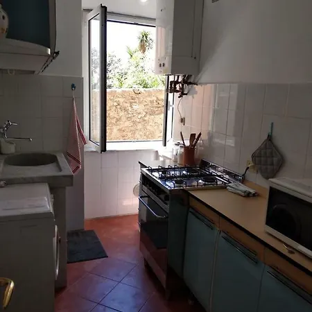 Pieds Dans L'eau Apartment *