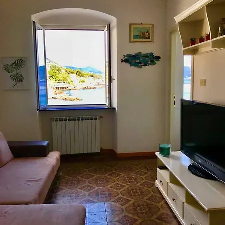 Pieds Dans L'eau Apartment Bogliasco